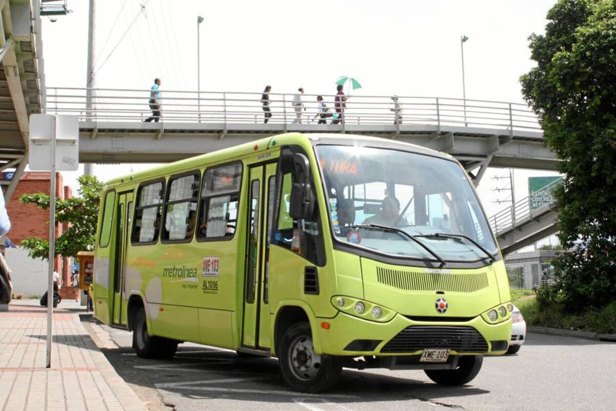 En marzo de 2013 Metrolínea deberá estar funcionando al 100% en el Norte (Foto: Archivo / Vanguardia Liberal)