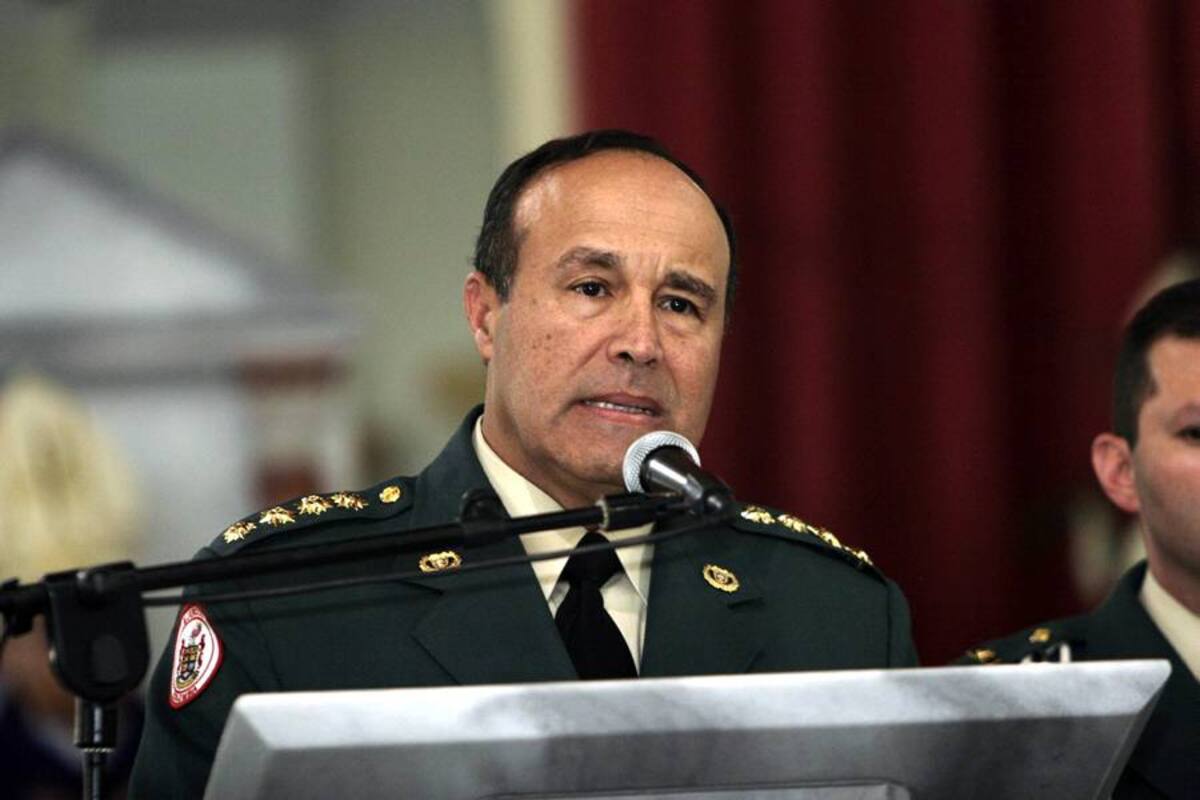 Realizó estudios de Derechos Humanos y Solución de Conflictos; Logística, Globalización y Planeación Estratégica; Gerencia de Talento Humano; Planeación Ambiental. Cursos avanzados de Infantería, Paracaidismo Militar, Regular de Comandos, Comando Terrestre, Fuerzas Especiales Rurales y Lancero. (Foto: Colprensa/VANGUARDIA LIBERAL)