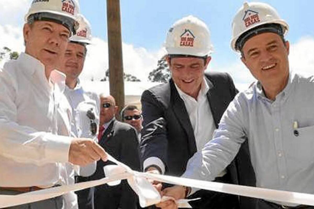 El Gobierno entregaría las cien mil viviendas gratuitas en menos de 18 meses (Foto: Tomada de elcolombiano.com)