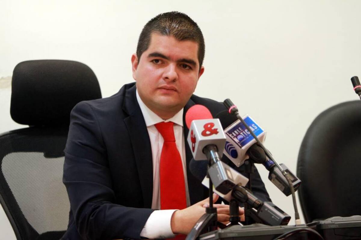 Julián Bedoya, sin título como abogado, investigará a Pretelt (Foto: Archivo/VANGUARDIA LIBERAL)