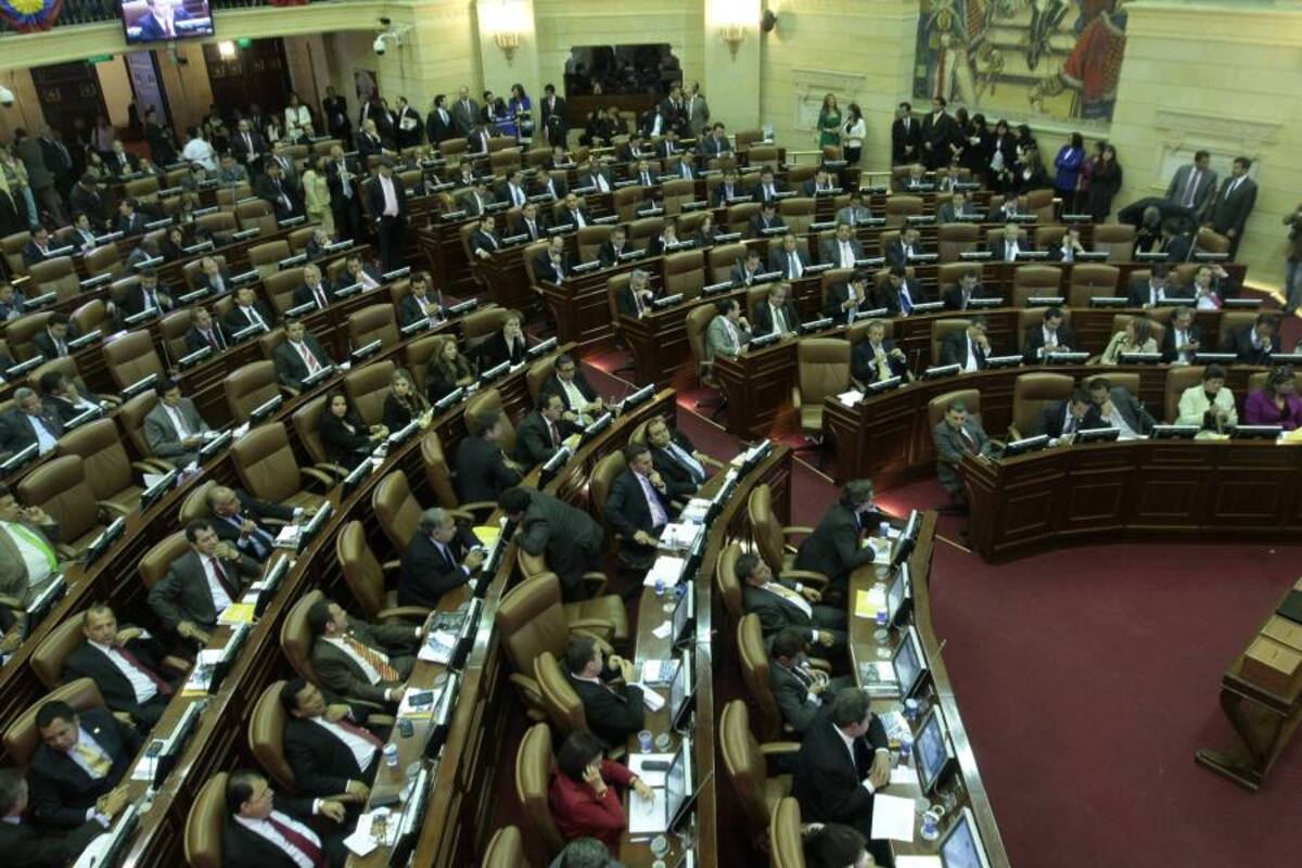 Políticos santandereanos dicen que apoyan abolición de ‘pensiones millonarias’ (Foto: Archivo/VANGUARDIA LIBERAL)