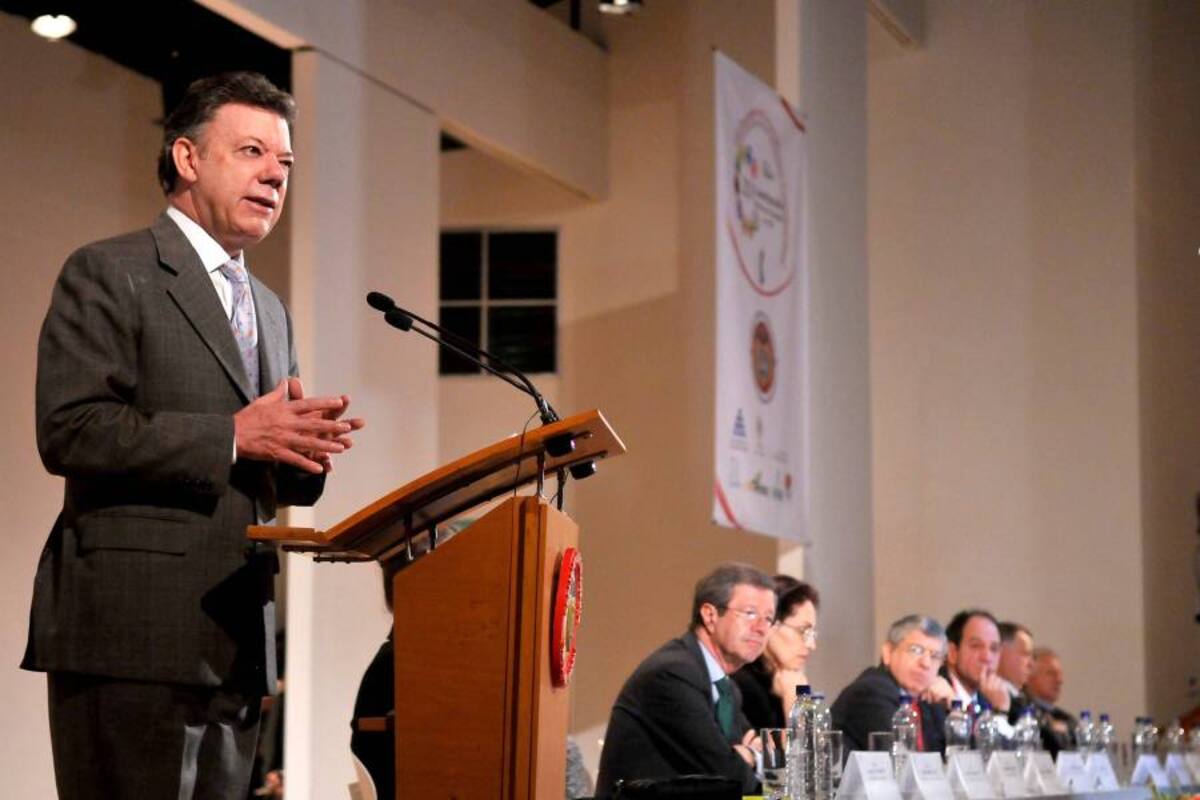 La reunión precede al nuevo debate en el Congreso sobre el proyecto de reforma a la constitución que también se realizará hoy. (Foto: Colprensa/VANGUARDIA LIBERAL)