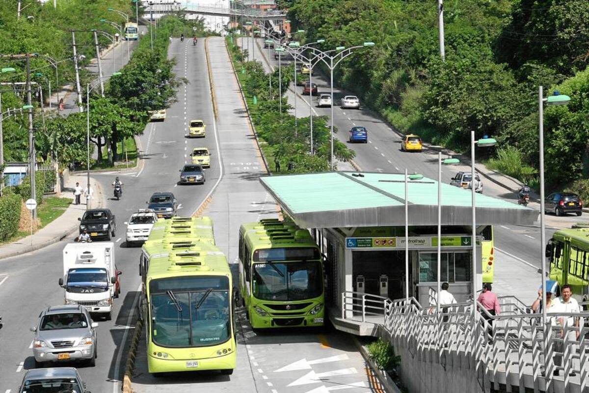 Así actúan los usuarios "inocentes" de Metrolínea (Foto: Archivo/VANGUARDIA LIBERAL)