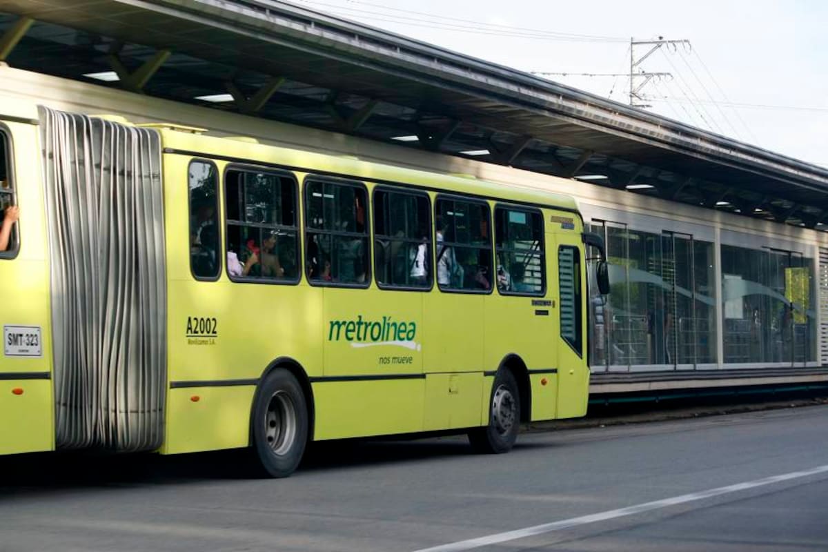 Puertas de estación de Metrolínea en Provenza no abren por robo de cable (Foto: Archivo/VANGUARDIA LIBERAL)