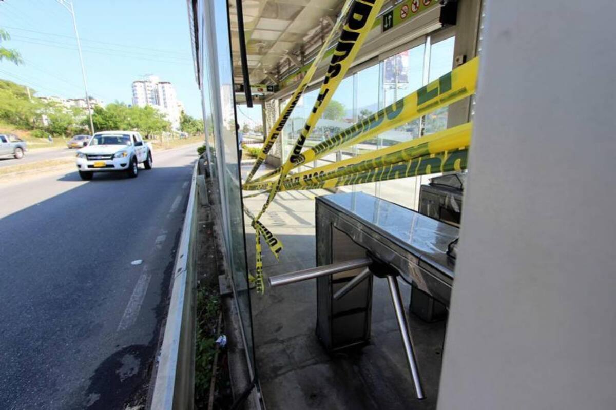 Por actos vandálicos, cuatro estaciones de Metrolínea están sin puertas (Foto: Archivo/VANGUARDIA LIBERAL)