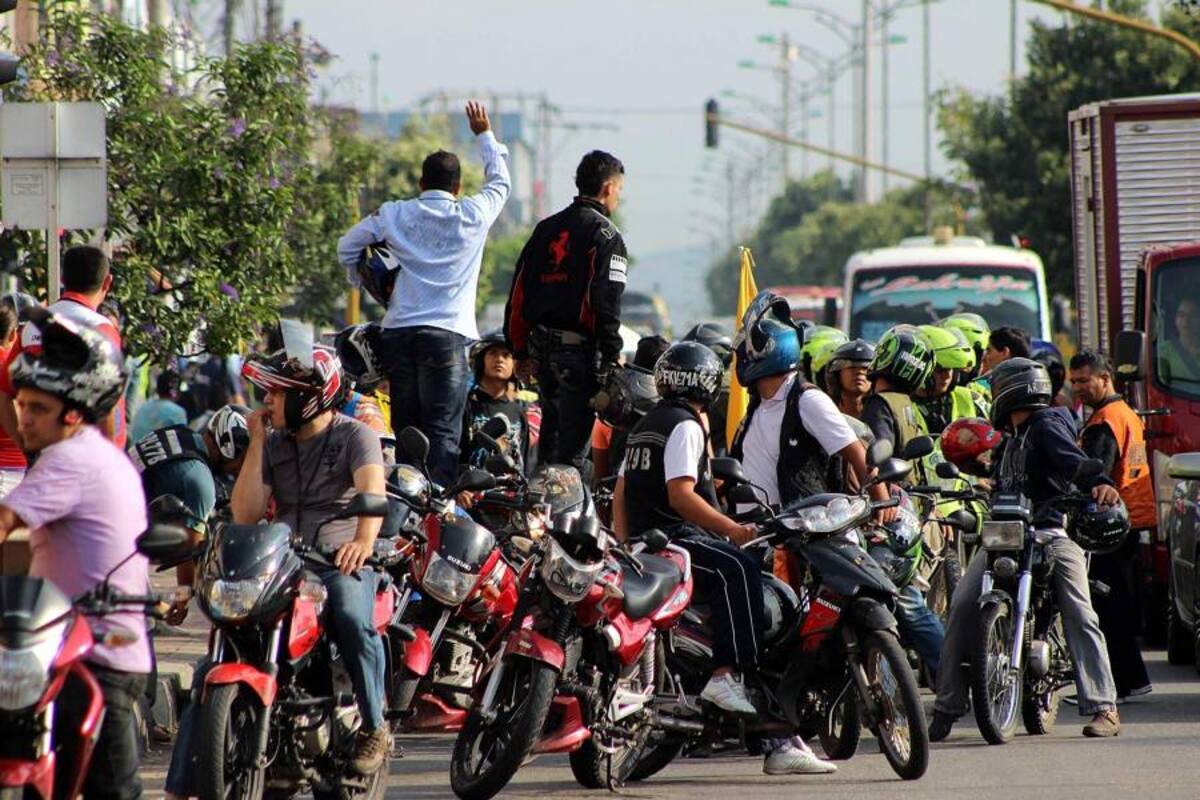 Motociclistas que impidan la movilidad serán judicializados (Foto: Mauricio Betancourt/VANGUARDIA LIBERAL)