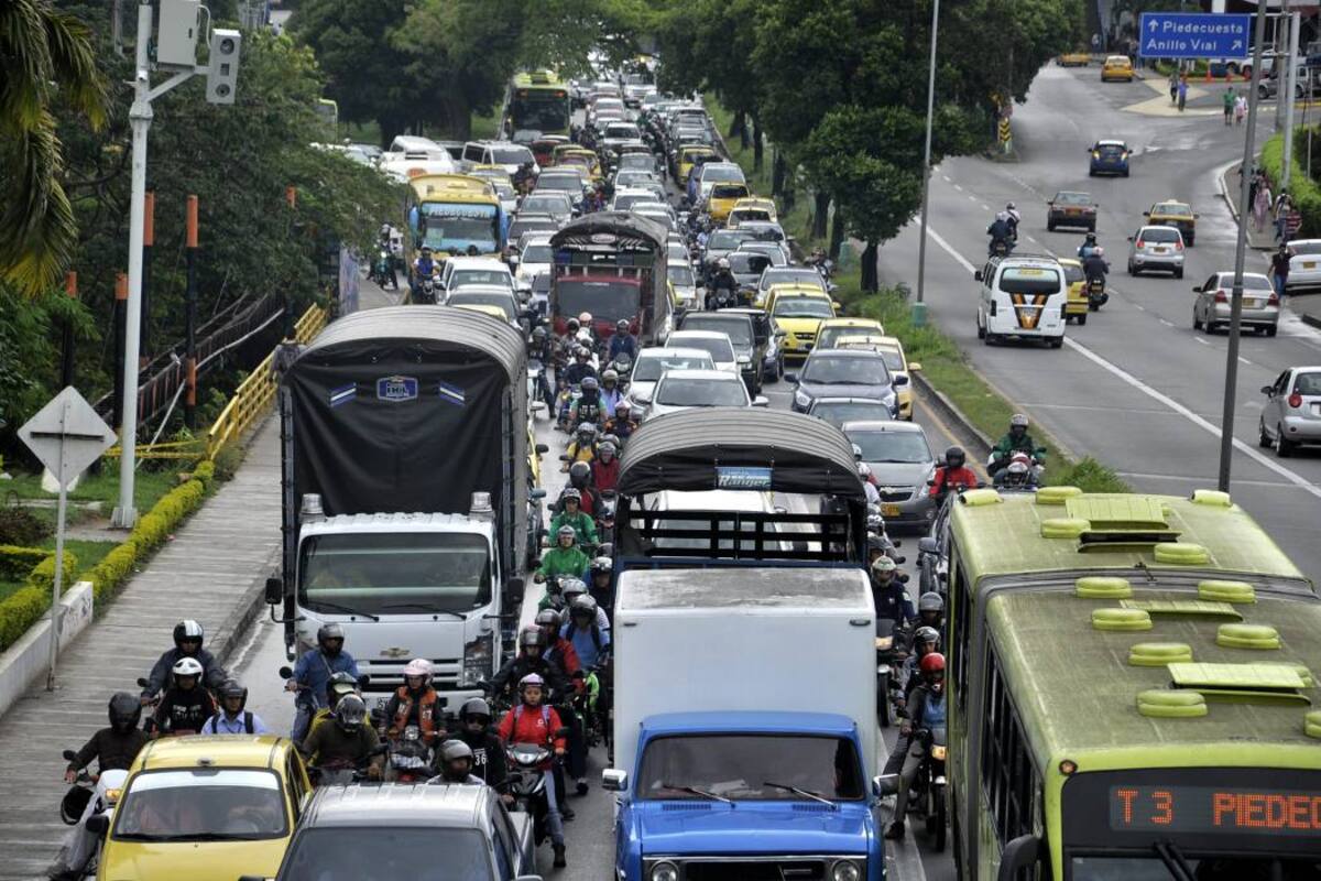 ¿Le gusta el Pico y Placa de 4 dígitos en algunos sectores de Bucaramanga? (Foto: Archivo/VANGUARDIA LIBERAL)