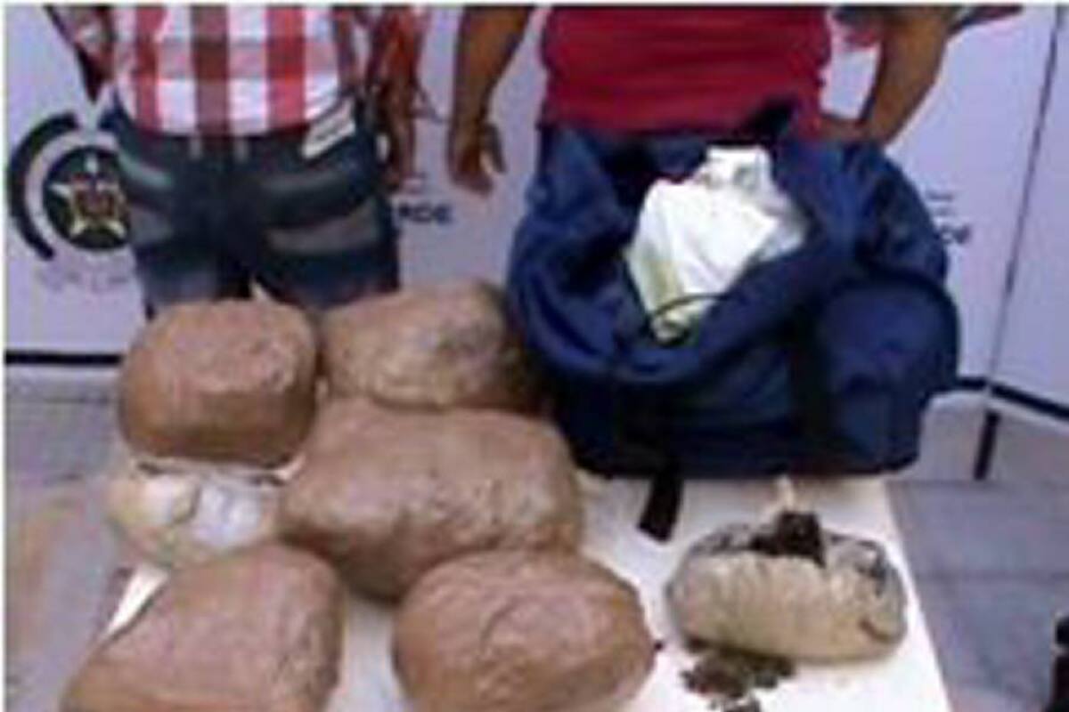 Madre e hijo capturados con marihuana en Santander (Foto: Suministrada/ VANGUARDIA LIBERAL)