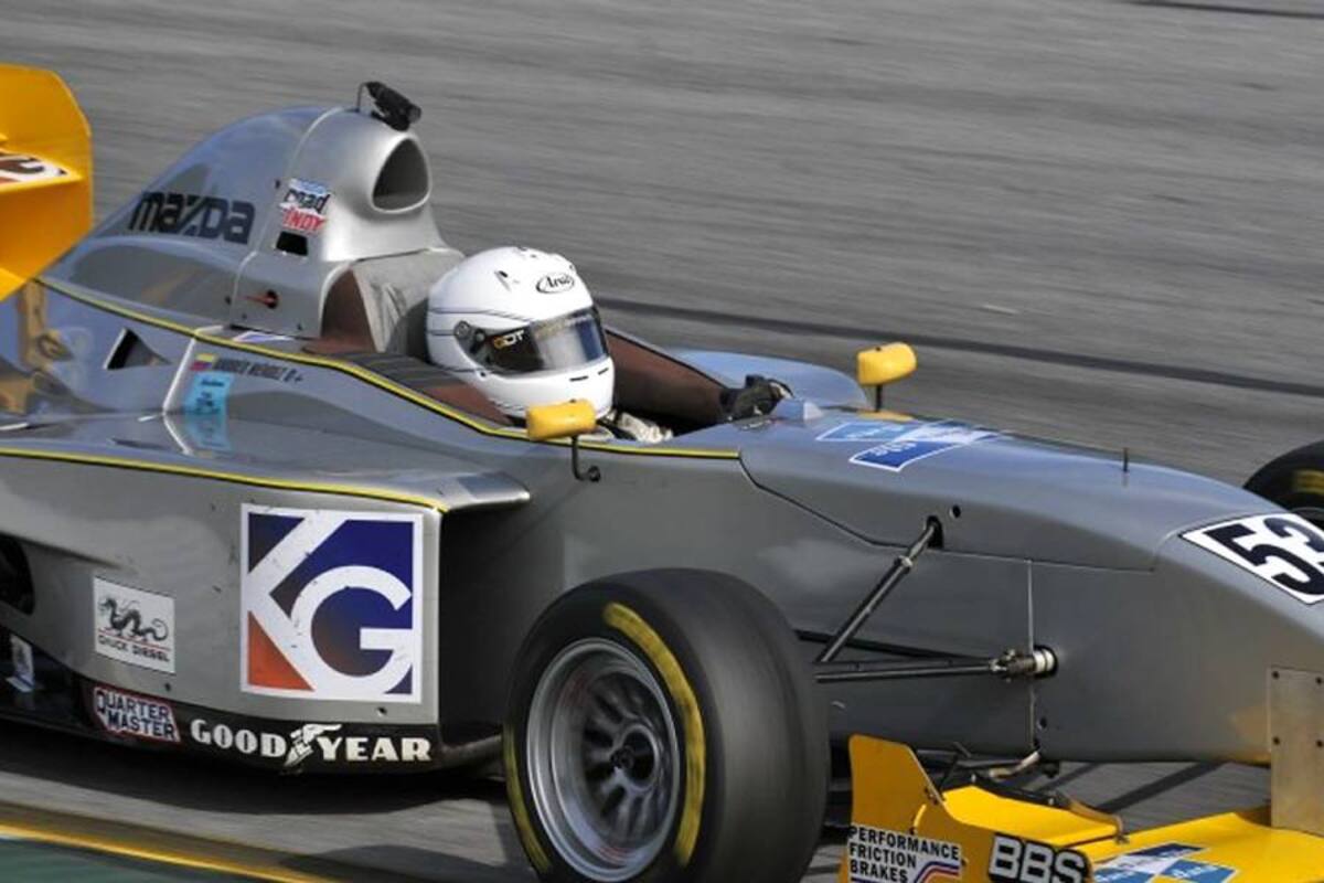 El piloto colombiano Andrés Méndez se probó en el viejo continente (Foto: Suministrada/ VANGUARDIA LIBERAL)