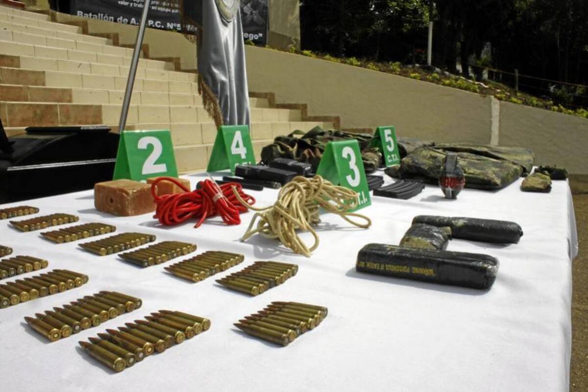 Hallan caleta con explosivos del Eln en Floridablanca (Foto: Nelson Díaz/ VANGUARDIA LIBERAL)