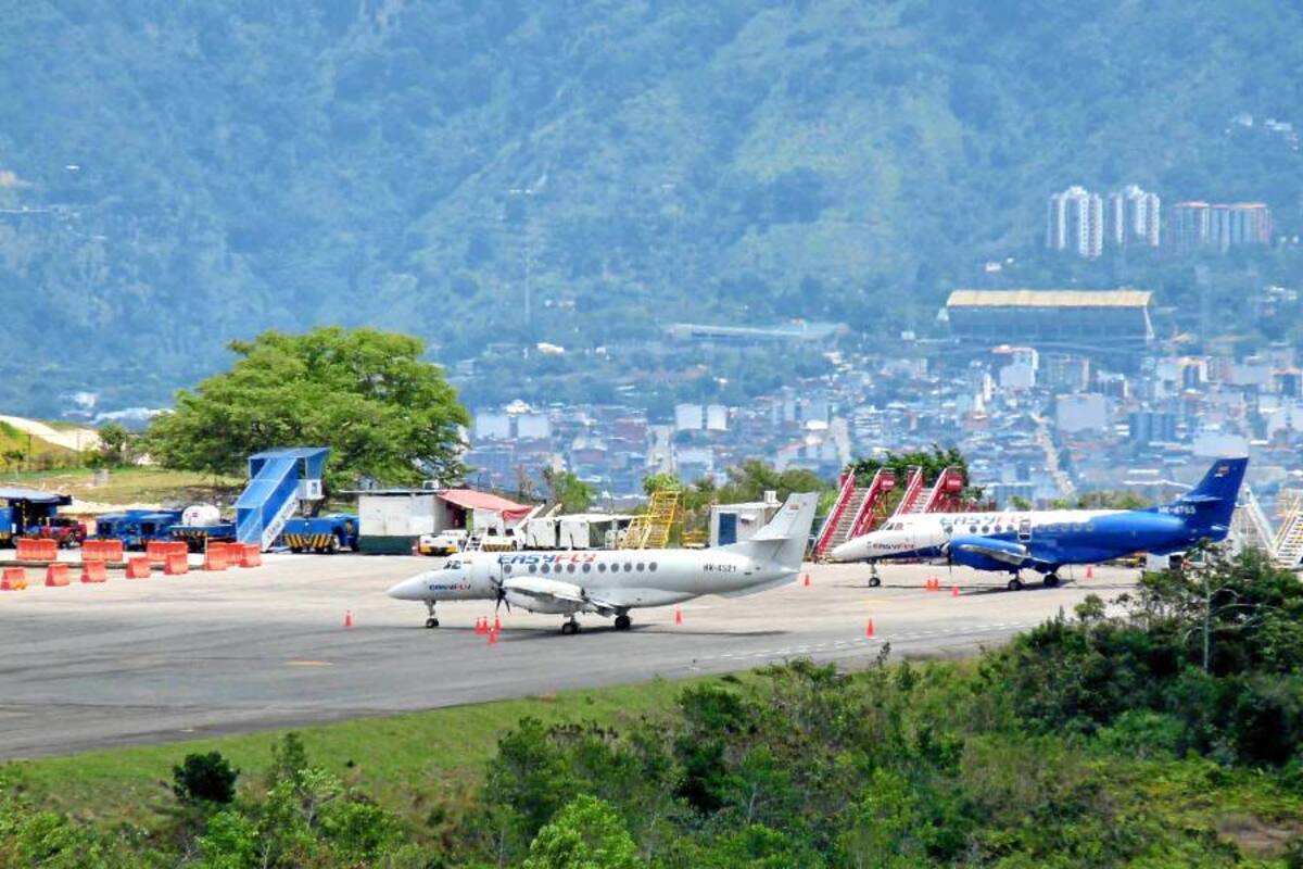 Por mal clima se retrasan operaciones desde y hacia el aeropuerto Palonegro (Foto: Archivo/VANGURDIA LIBERAL)