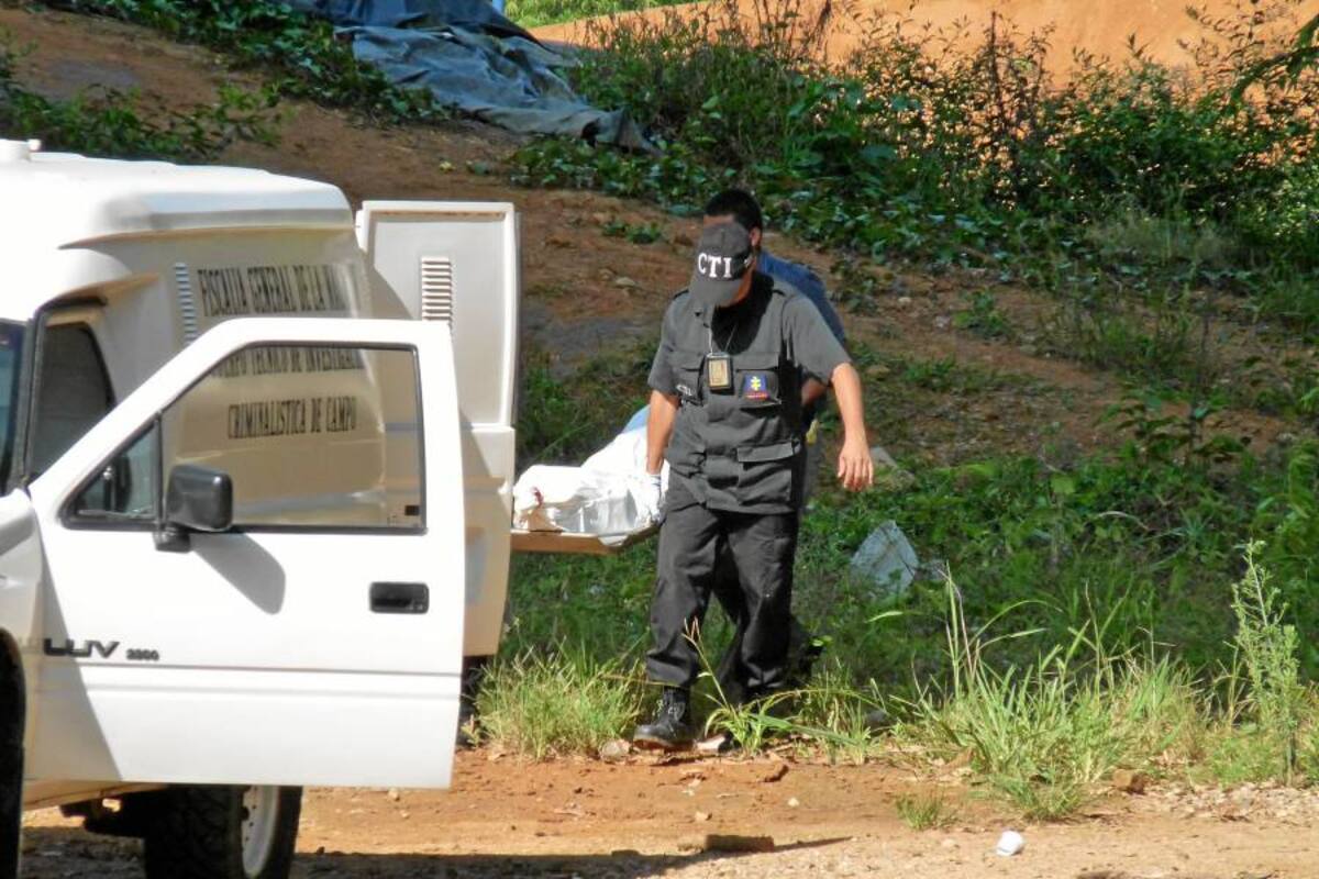 Hombre se lanzó desde el viaducto García Cadena (Foto: Archivo/VANGUARDIA LIBERAL)