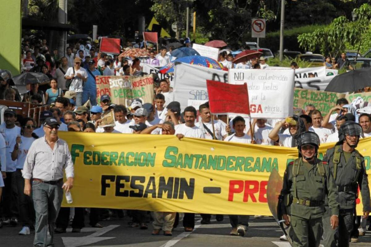 “La locomotora minera nos está atropellando”: Mineros santandereanos (Foto: Nélson Díaz/VANGUARDIA LIBERAL)