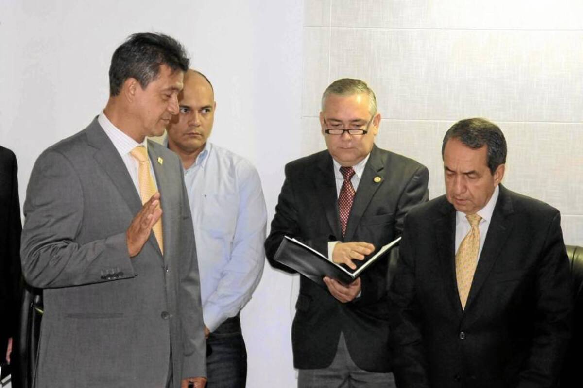 Tribunal Superior revocó fallo que entregó rectoría de la UIS a Carrillo (Foto: Archivo/VANGUARDIA LIBERAL)