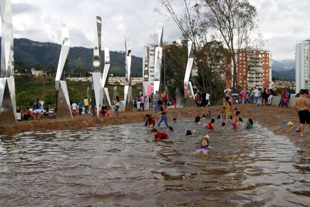 La ‘fuente’ de la discordia del intercambiador de Neomundo (Foto: Nelson Díaz/ VANGUARDIA LIBERAL)