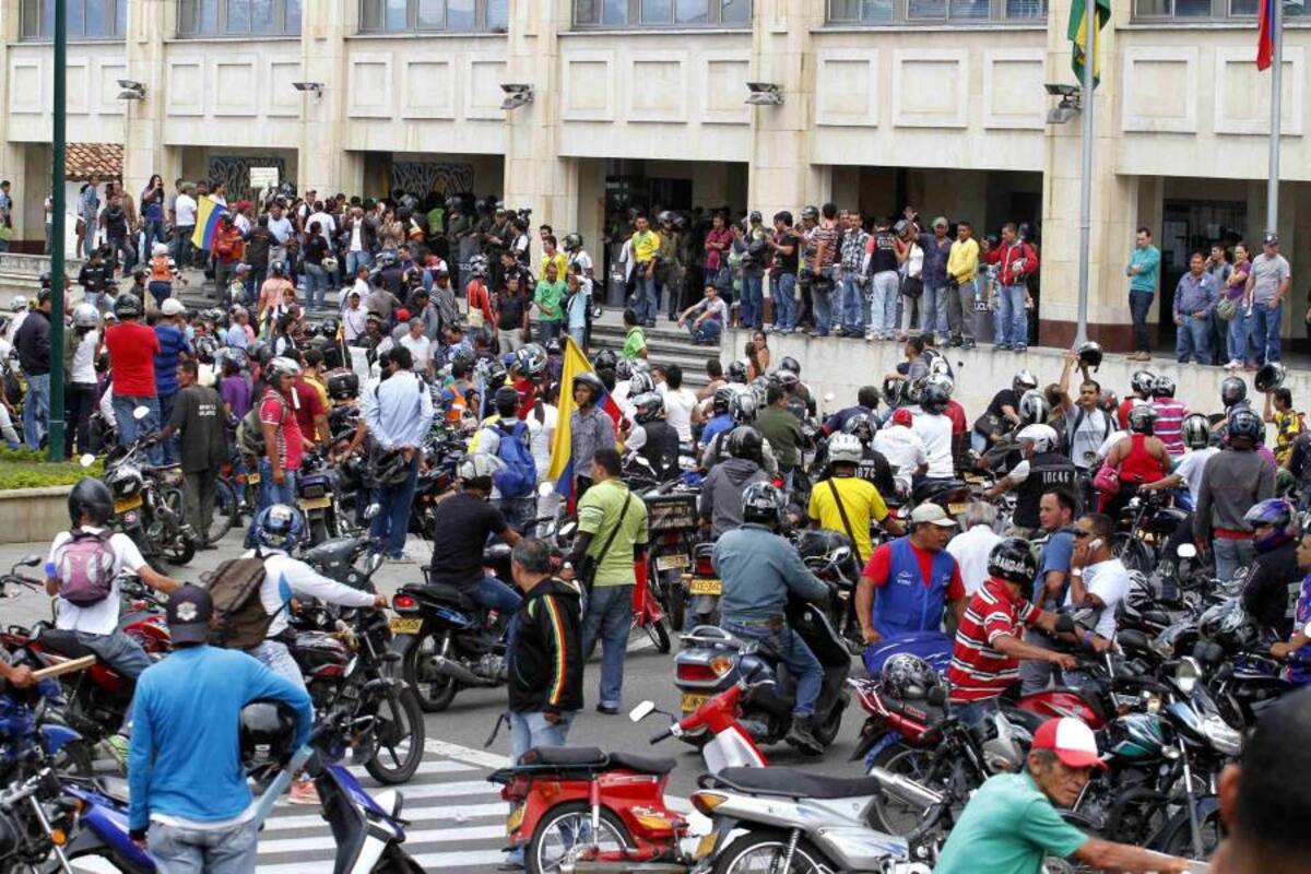 Motociclistas de Bucaramanga admiten que hubo infiltrados en las protestas (Foto: Nélson Díaz/VANGUARDIA LIBERAL)