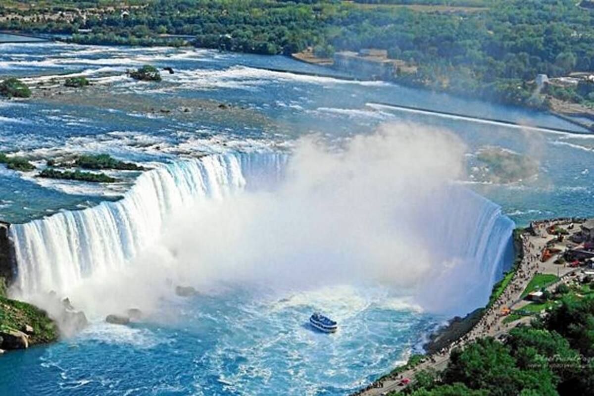 Hombre en estado crítico tras lanzarse en las cataratas del Niágara (Foto: TOMADA DE INTERNET )