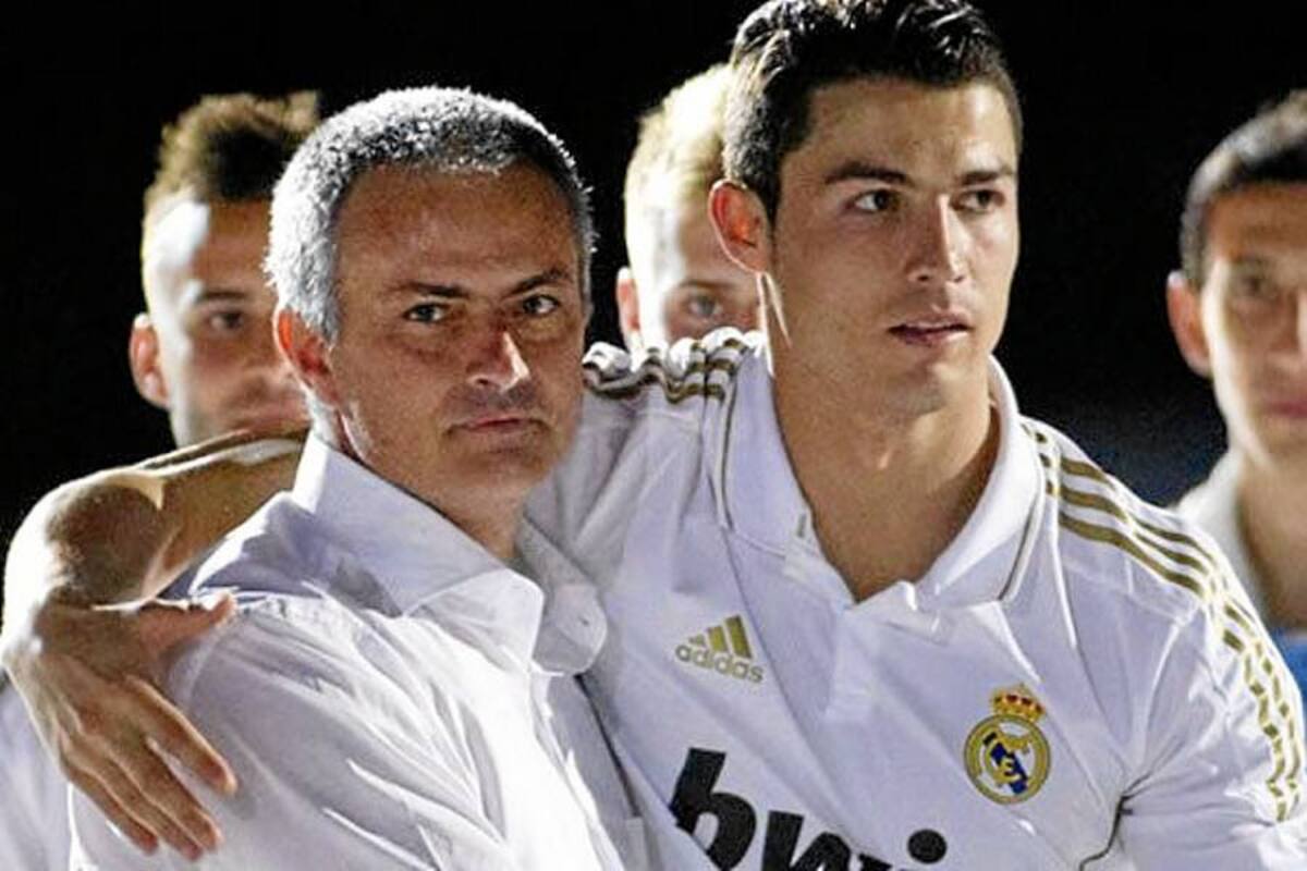 Las sillas inspiradas en Mourinho y Cristiano subastadas por 60.000 euros (Foto: Archivo/VANGUARDIA LIBERAL)