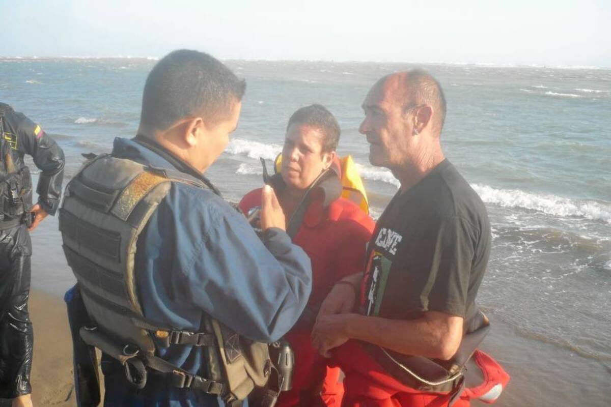 Rescatados dos españoles en el Caribe colombiano (Foto: Suministradas Armada Nacional)
