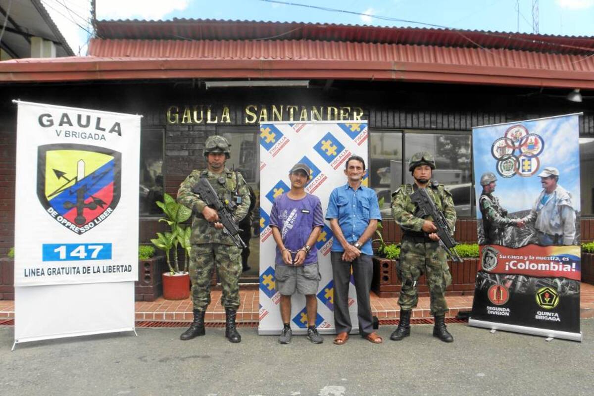 Capturados presuntos integrantes del frente 33 de las Farc en Sabana de Torres (Foto: Suministrada Ejército Nacional)
