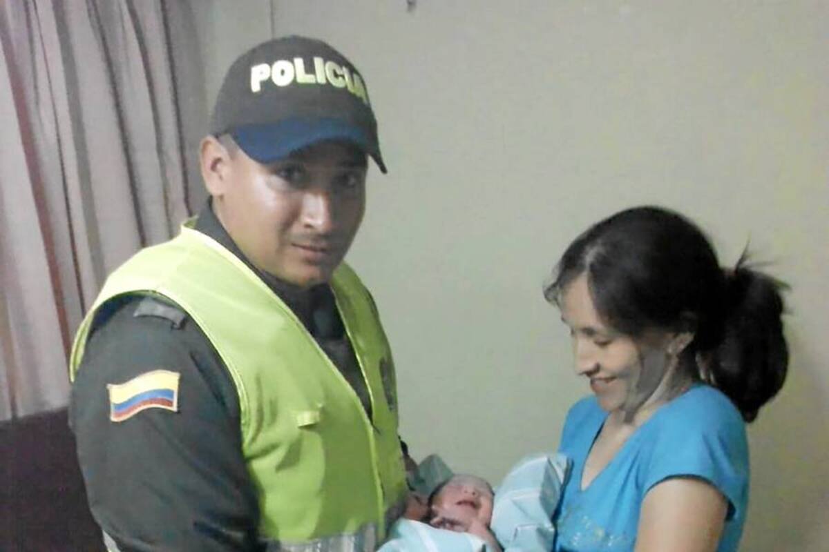 Esta mujer dio a luz sin saber que estaba embarazada (Foto: Suministrada Policía Metropolitana/ VANGUARDIA LIBERAL)