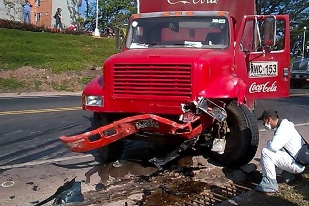 Así fue el accidente de esta mañana en Piedecuesta (Foto: Suministrada / VANGUARDIA LIBERAL )