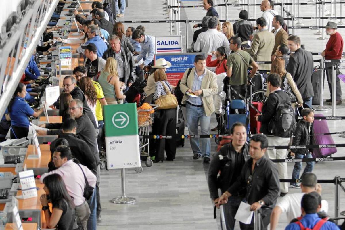 Supertransporte vigilará aeropuertos y terminales del país durante la Semana Santa (Foto: Archivo/VANGURDIA LIBERAL)