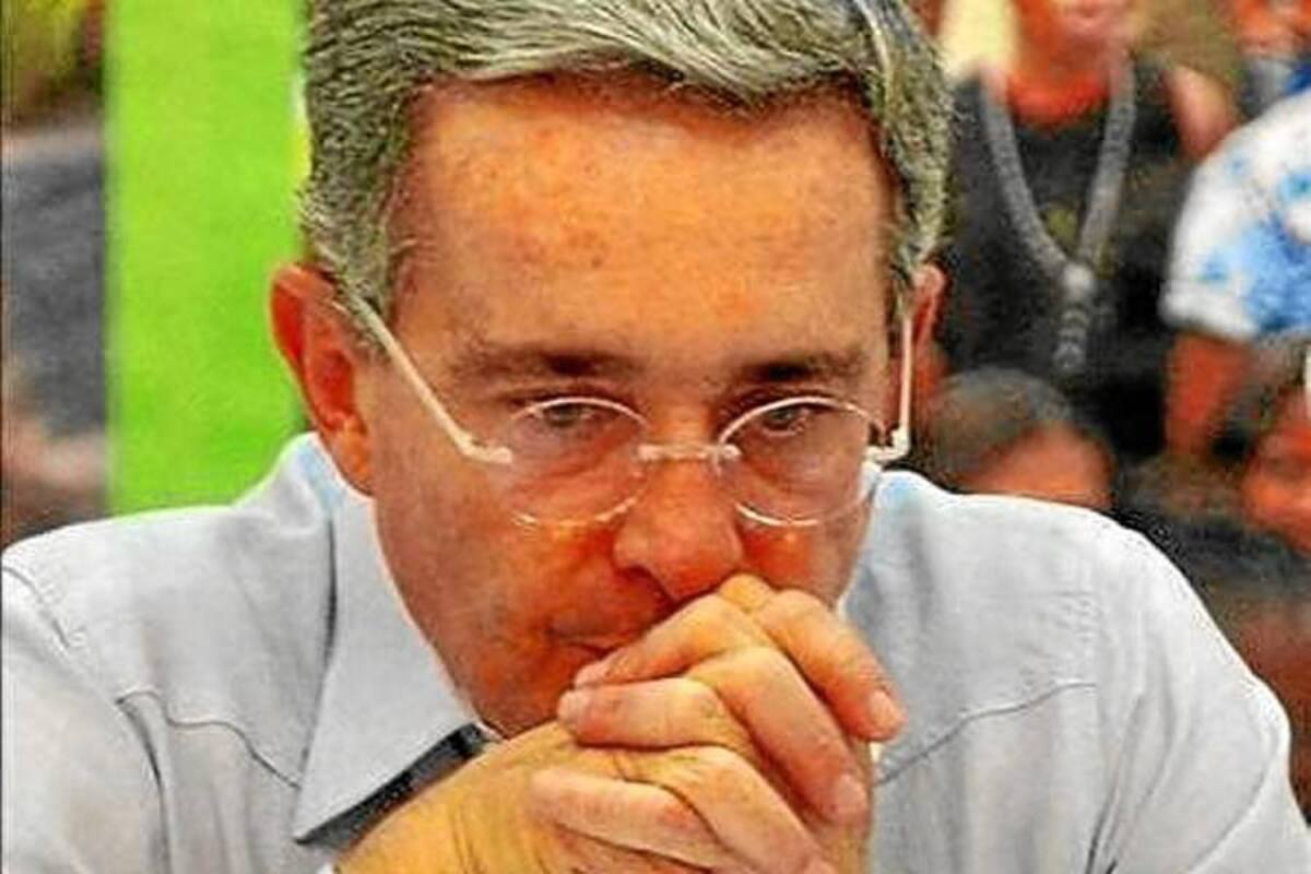 Fiscalía indaga por procesos contra el expresidente Uribe (Foto: Archivo/VANGUARDIA LIBERAL)
