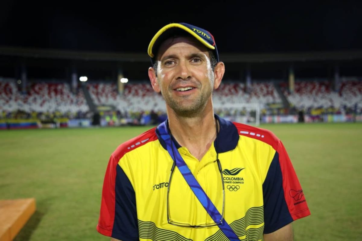 Exatlético Bucaramanga Arturo Reyes dirigirá la Selección Colombia de mayores (Foto: Colprensa /VANGUARDIA LIBERAL )
