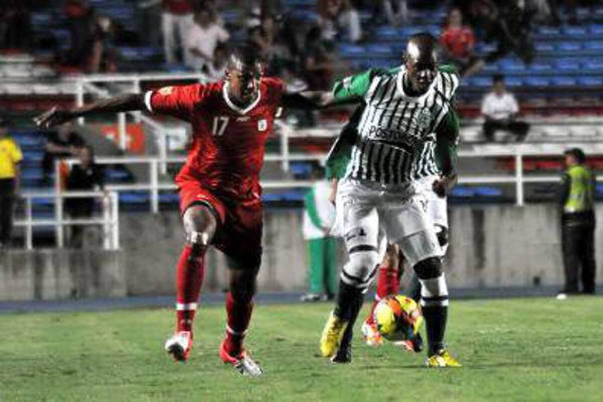América de Cali empató con Atlético Nacional en la fiesta por su salida de lista Clinton (Foto: Colprensa/VANGUARDIA LIBERAL)