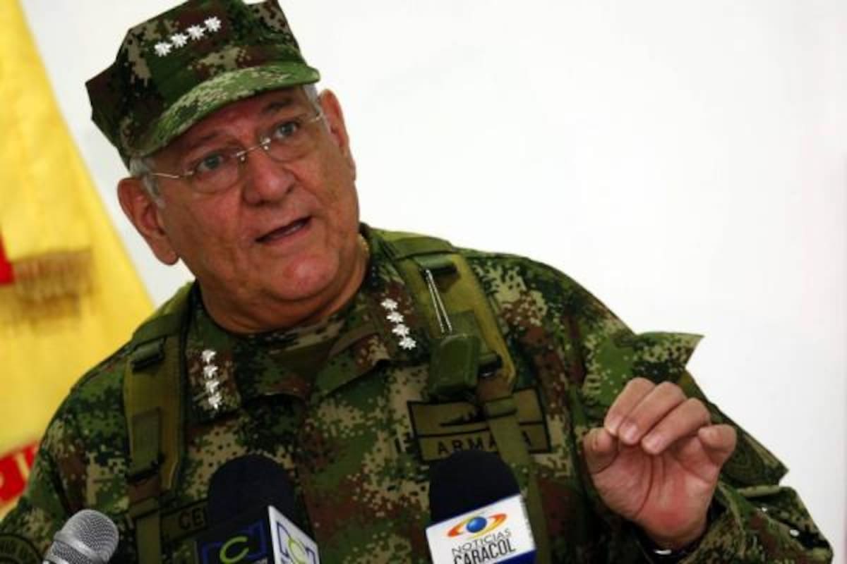 El comandante de las Fuerzas Militares, almirante Edgar Cely, coordinará ofensiva contra alias 'Alfonso Cano'.(Foto: Archivo/VANGUARDIA LIBERAL)