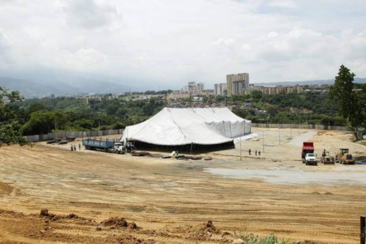 La carpa cabaret fue instalada por la empresa Stage(Foto: Archivo / VANGUARDIA LIBERAL)