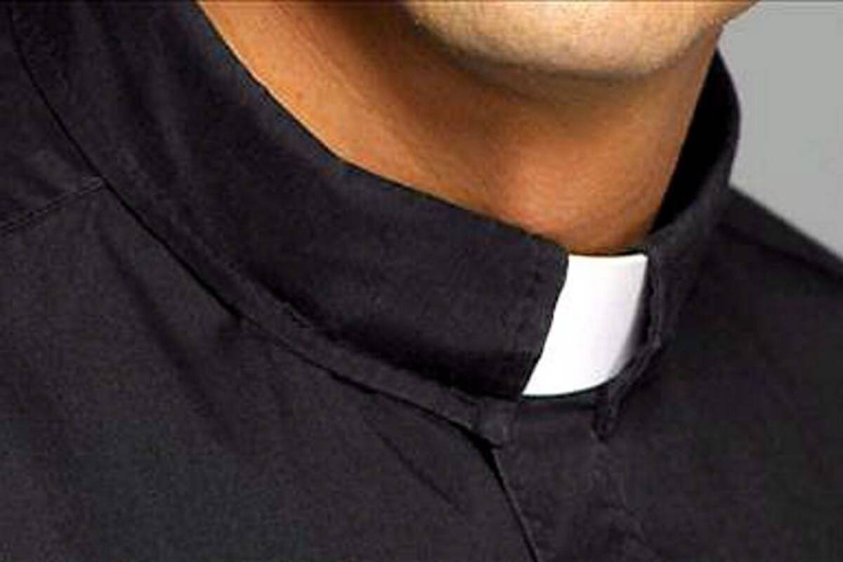Vea cómo atraparon a este cura recibiendo sexo oral (Foto: Tomada de Internet/ VANGUARDIA LIBERAL)