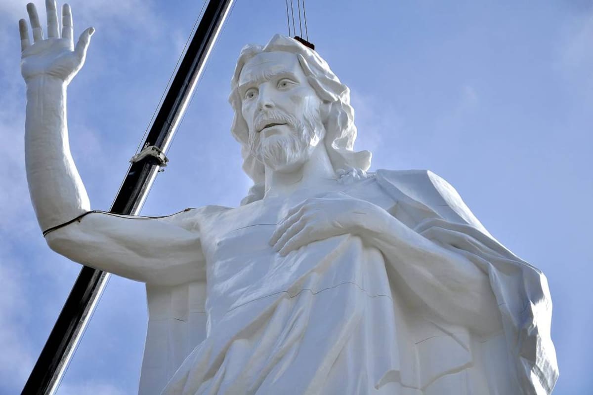 Terminó instalación de monumento del cerro del Santísimo en Floridablanca (Foto: Laura Herrera / VANGUARDIA LIBERAL)