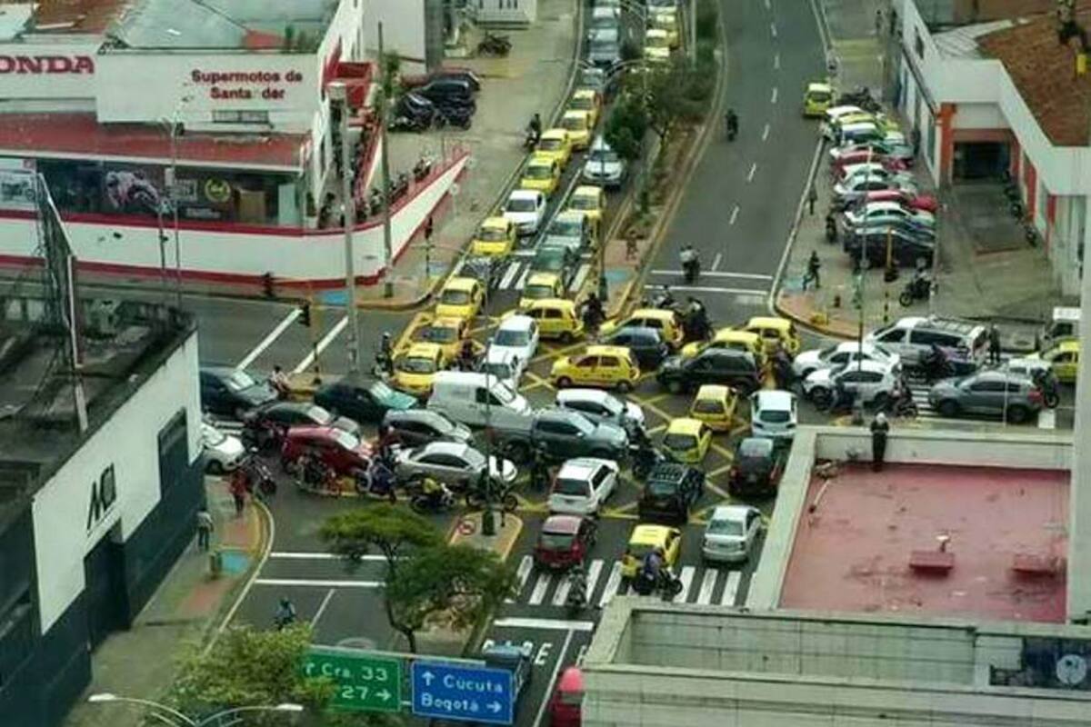 Anuncian hora en la que se restablecerá energía eléctrica a 70 mil usuarios de Bucaramanga (Foto: SUMINISTRADA @DC_Bucaramanga/VANGUARDIA LIBERAL)
