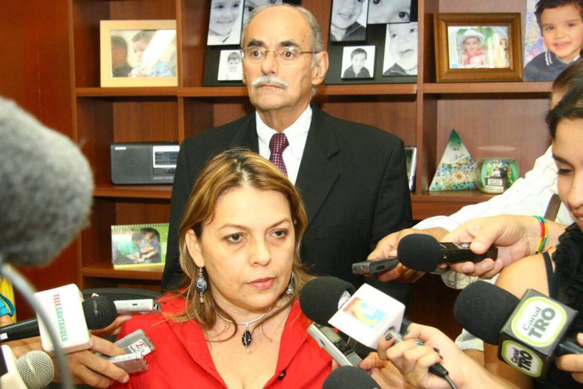 Sobre los contratos a los que hizo referencia Manolo Azuero, la funcionaria explicó que, pese a formar parte de un mismo proyecto,estaban dirigidos a cumplir acciones específicas y diferentes. (Foto: Cortesía/ VANGUARDIA LIBERAL)