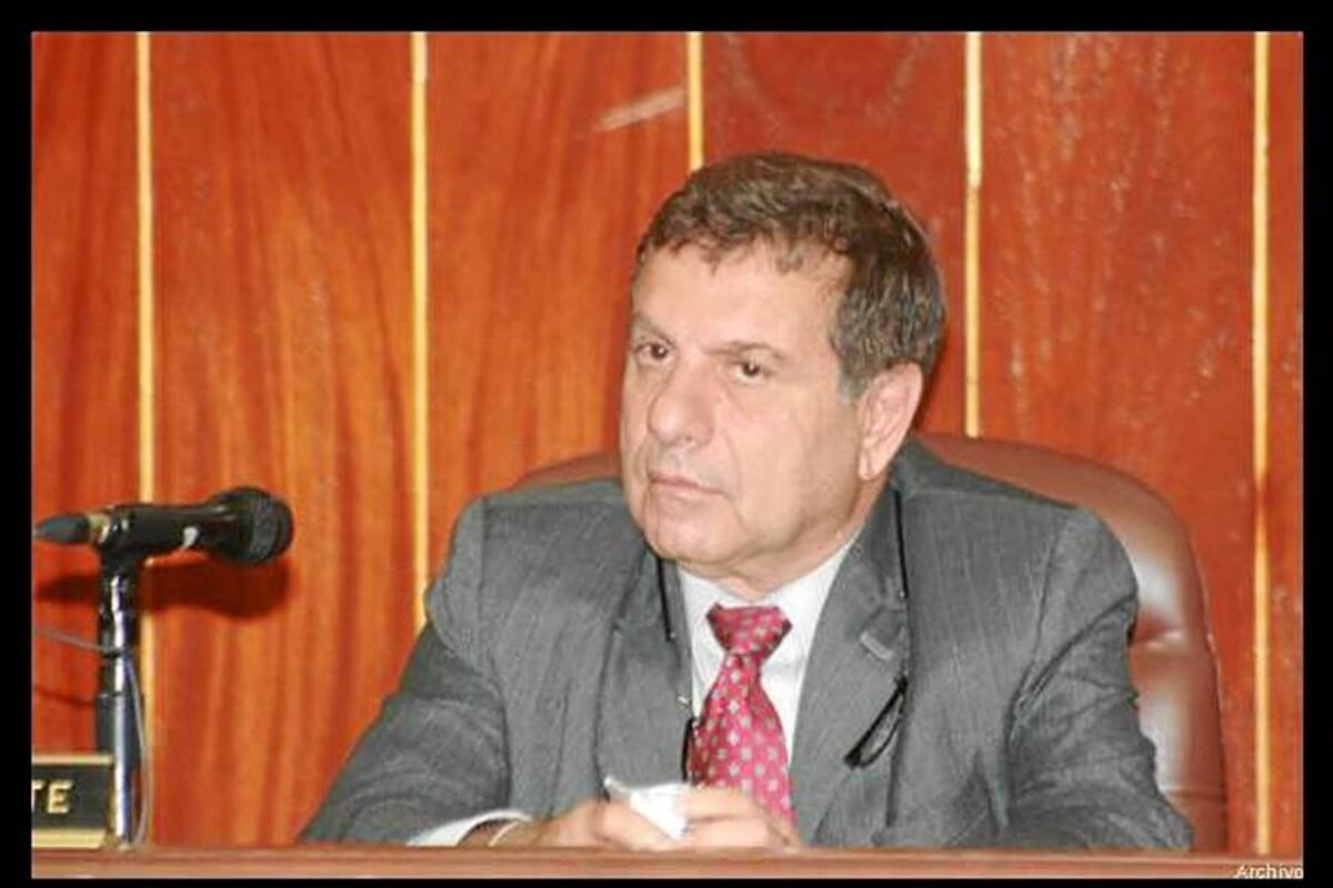 Llaman a juicio al senador Emilio Fuad Rapag por parapolítica (Foto: Tomada de internet/VANGUARDIA LIBERAL)