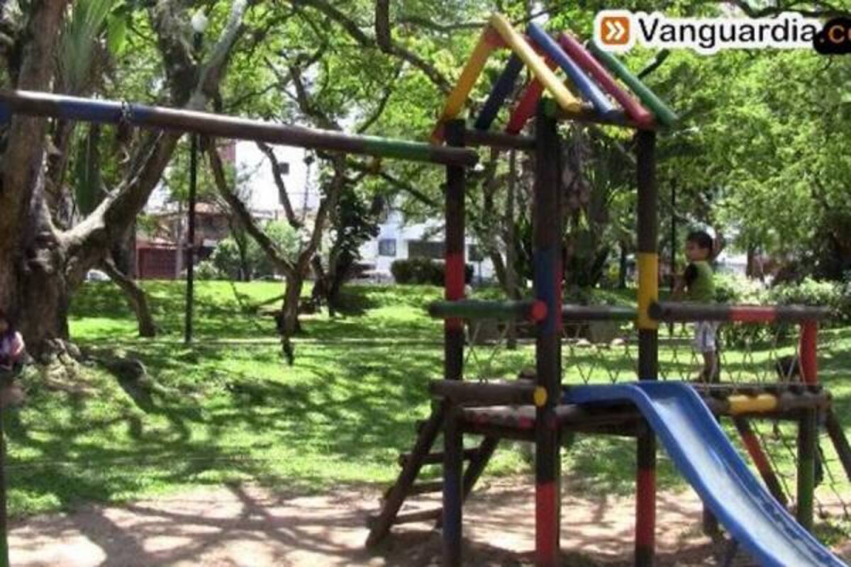'La ciudad de los parques'. Si bien las más de cien zonas públicas de este tipo hacen a Bucaramanga merecedora del popular título, del estado de los parques en la ciudad no se puede decir lo mejor. Vanguardia.com visitó siete de estos espacios en la capital santandereana y recogió las preocupaciones de algunos ciudadanos por el deterioro de los mismos.(Foto: Archivo/ VANGUARDIA LIBERAL)
