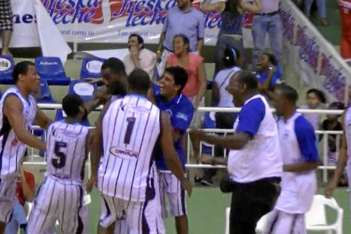 Hormigueros derrotó a Búkaros en el clásico regional (Foto: Félix Cristancho/Vanguardia Liberal)