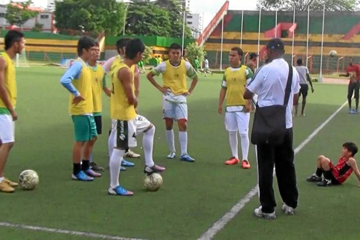 ¿Quiere jugar en el Bucaramanga?, 150 jóvenes ya demostraron sus cualidades (Foto: Félix Cristancho/Vanguardia Liberal)