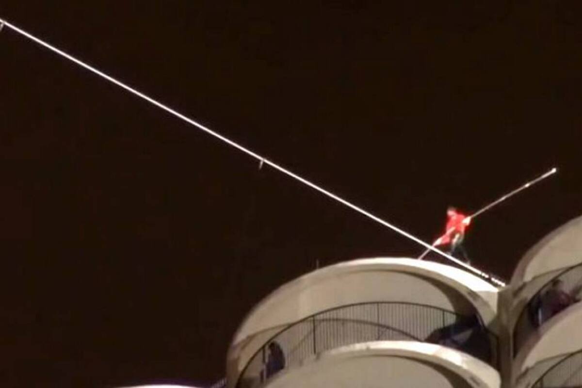 Equilibrista rompe récord mundial al caminar entre dos rascacielos en EEUU (Foto: TOMADO DE YOUTUBE.COM/VANGUARDIA LIBERAL)