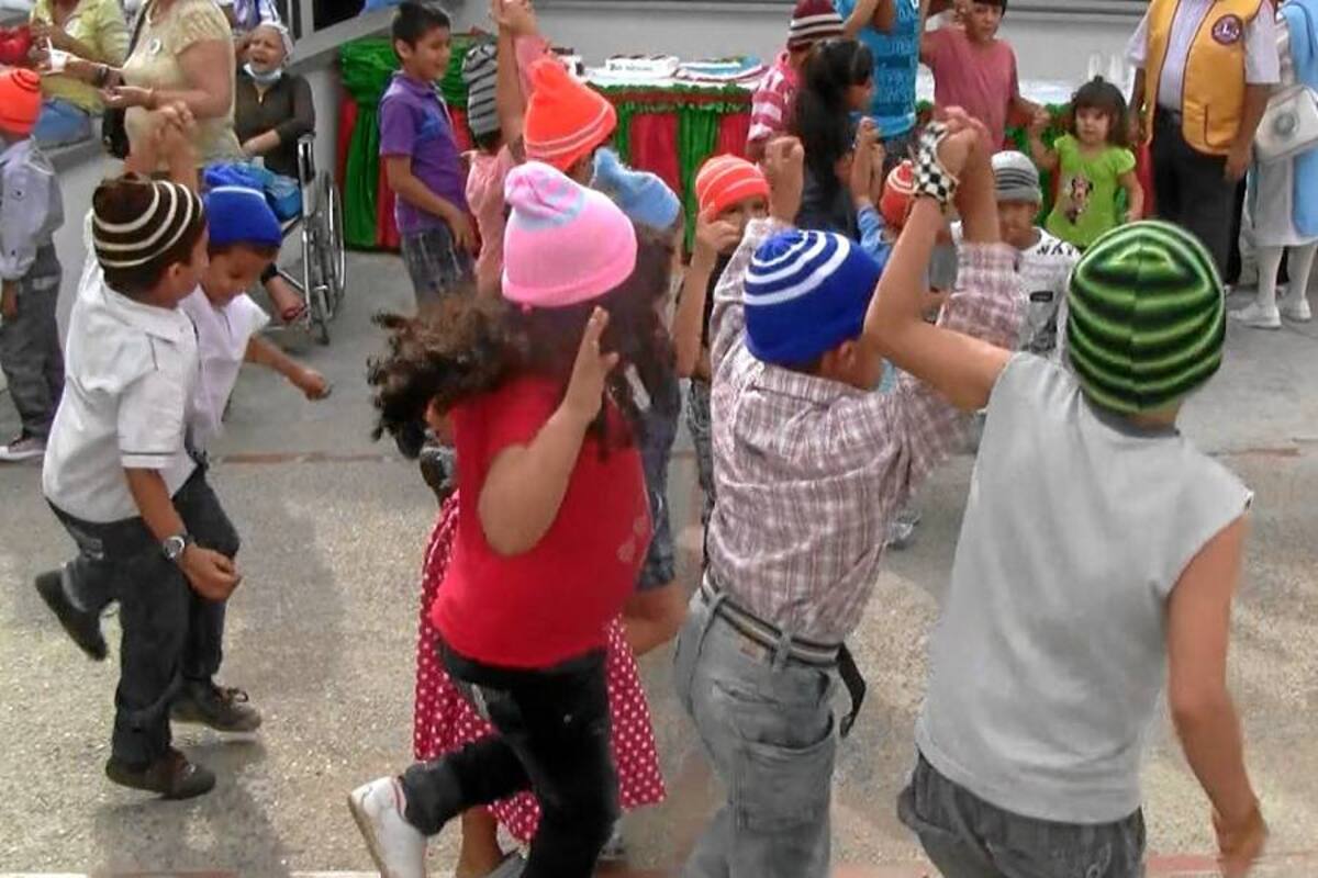 La Navidad llegó a los corazones de los niños enfermos de cáncer (Foto: Félix Cristancho/Vanguardia Liberal)