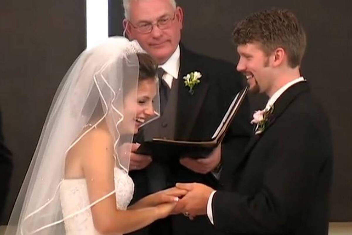 Video viral en el que Hombre llamó "panqueque" a su novia en el altar (Foto: TOMADO DE YOUTUBE.COM/VANGUARDIA LIBERAL)
