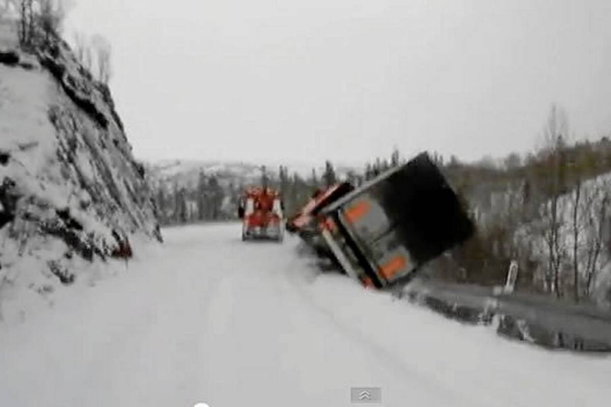 Conductor en Noruega sobrevive a la caída de su camión por un precipicio (Foto: Archivo/VANGURDIA LIBERAL)