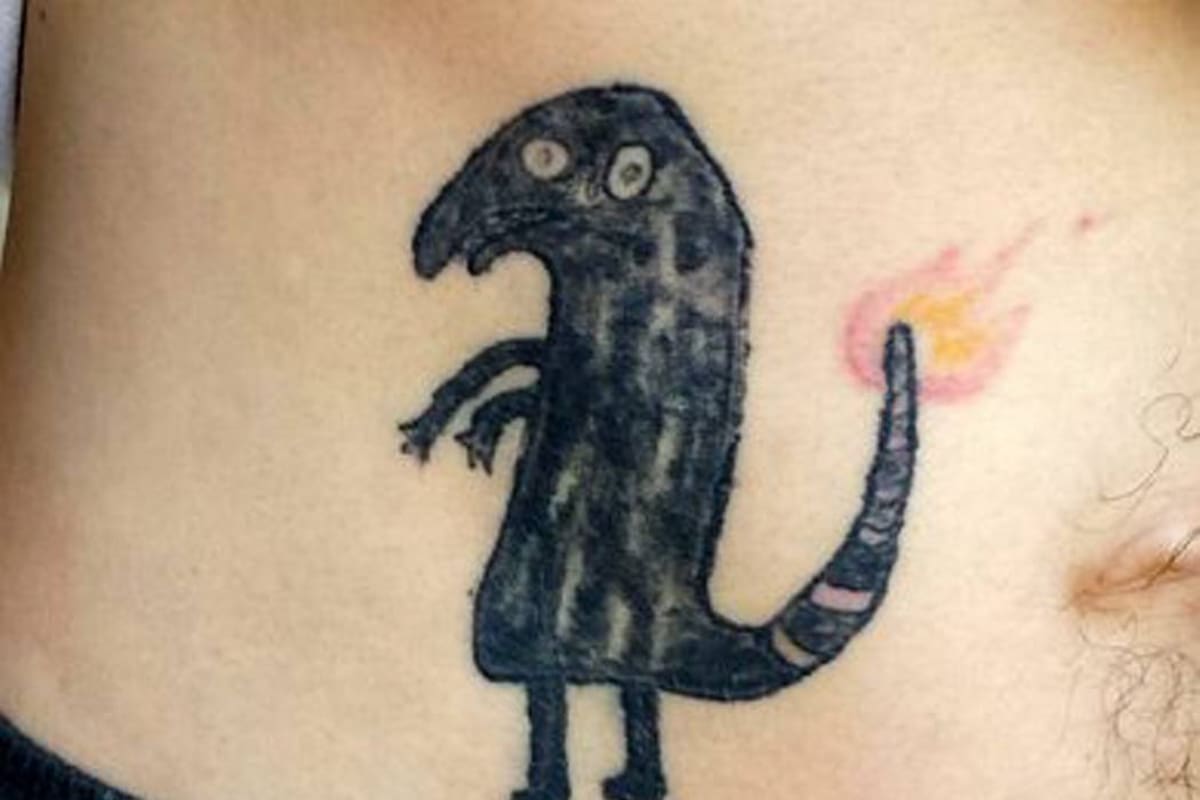 El tatuaje que se hizo este joven borracho ahora es viral (Foto: Reddit)