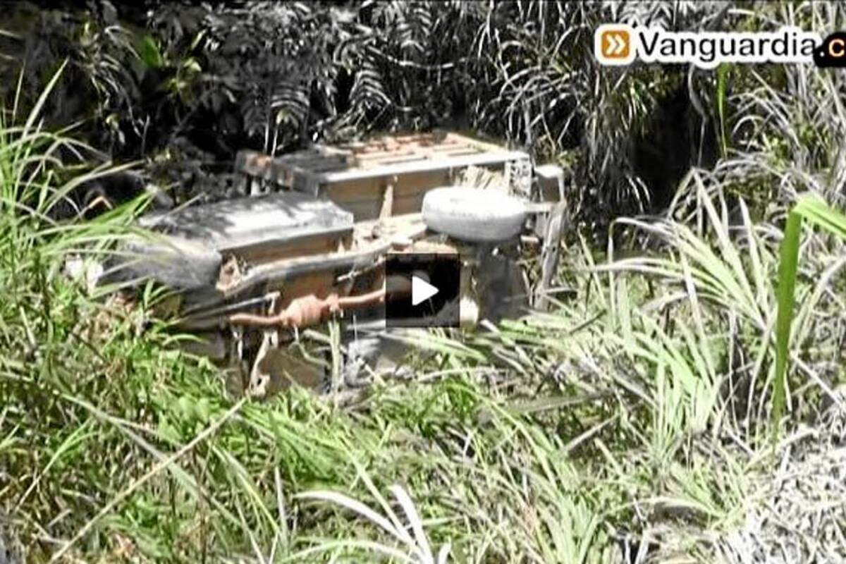 Así quedó el camión que rodó 30 metros en Morrorico