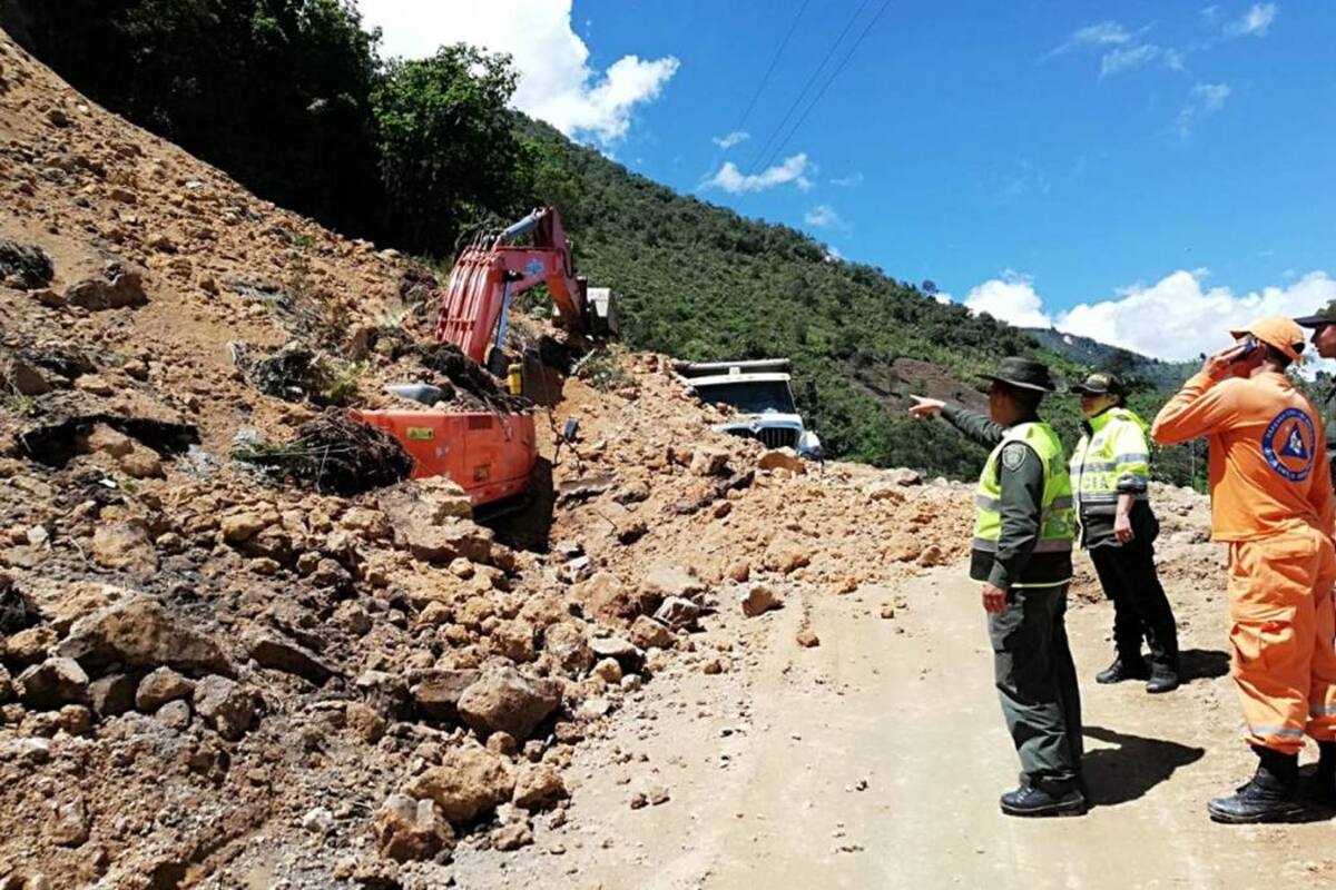 El transporte de carne, frutas, tubérculos, lácteos, gas propano y verduras es el más afectado con las condiciones del recorrido de esta carretera entre los municipios Curos- Málaga. (Foto: Archivo /VANGUARDIA LIBERAL)