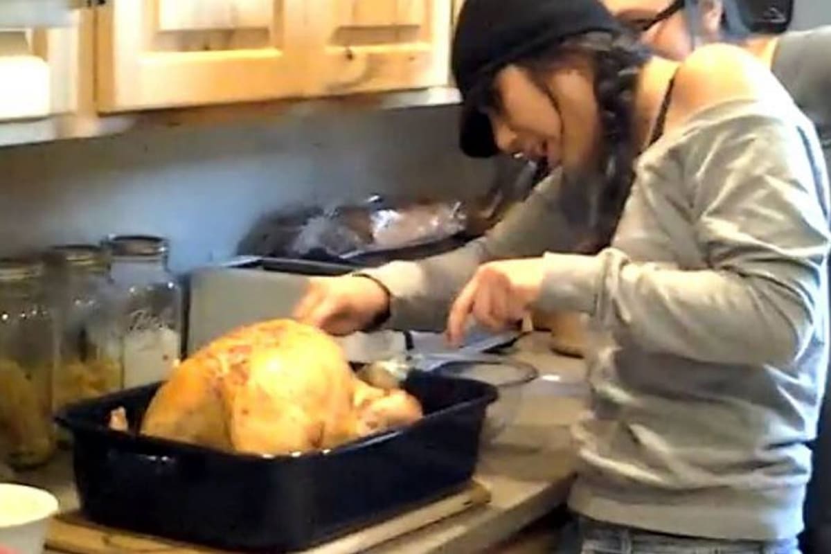 La broma del pavo embarazado arrasa en YouTube (Foto: Foto: Youtube)