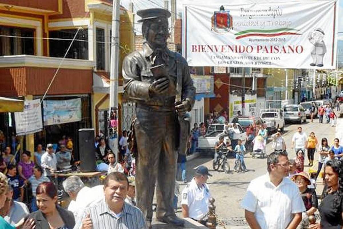 Esta es la estatua de Jaimito 'El Cartero' (Foto: Tomada de internet/VANGUARDIA LIBERAL)