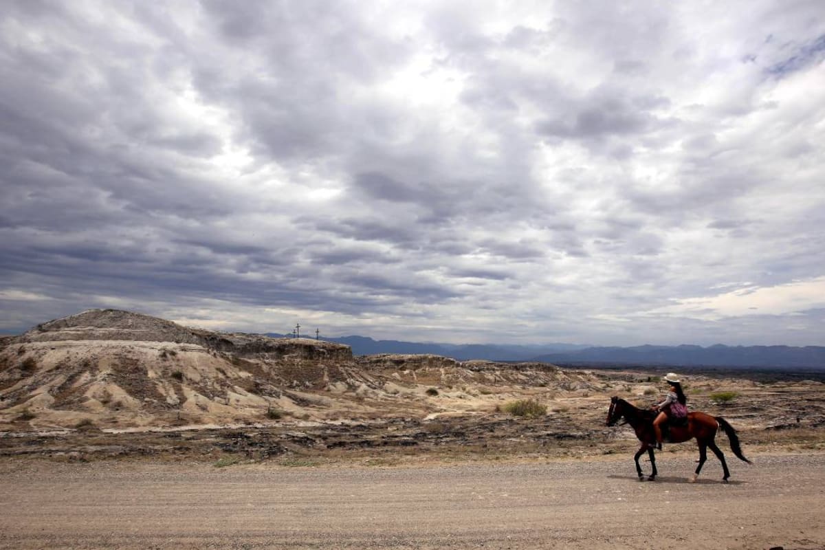Astrónomos y turistas atraídos por el encanto del cielo del Desierto de La Tatacoa (Foto: EFE /VANGUARDIA LIBERAL)